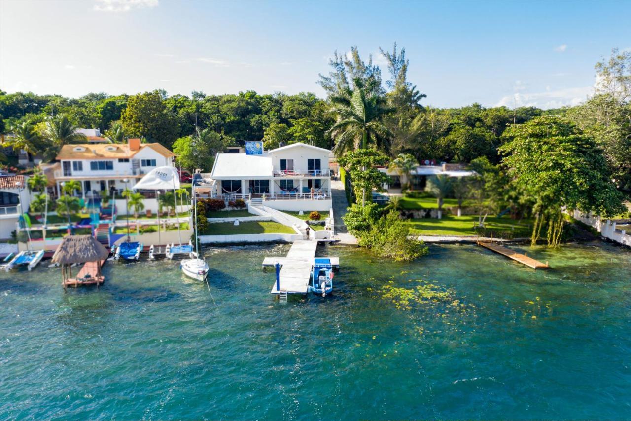 Casa Sol Y Luna Bacalar Bed & Breakfast Exterior photo