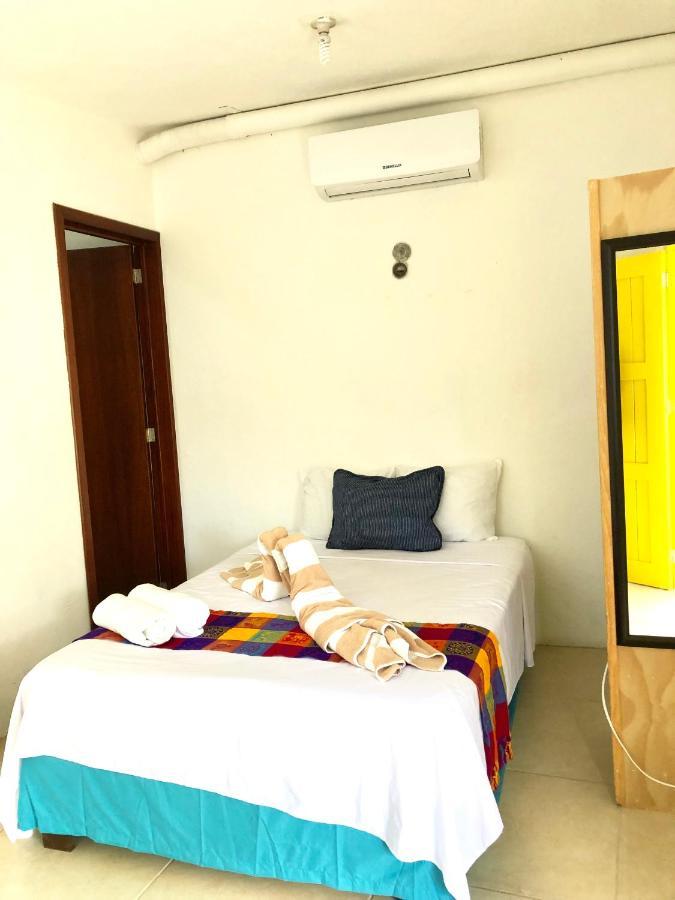 Casa Sol Y Luna Bacalar Bed & Breakfast Exterior photo